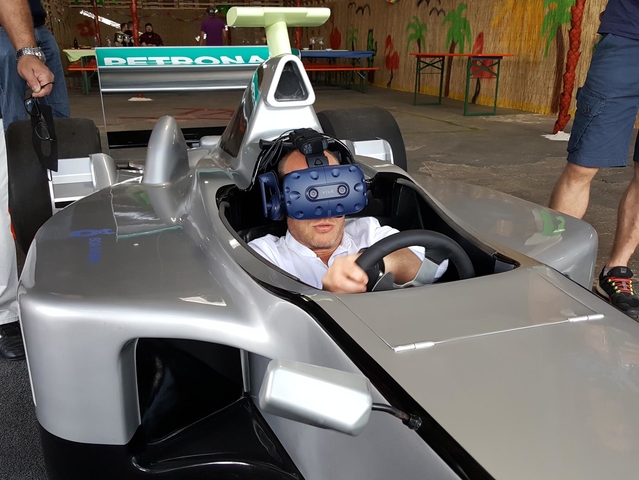 VR Formel 1 Simulator (Virtual Reality 360 Grad)